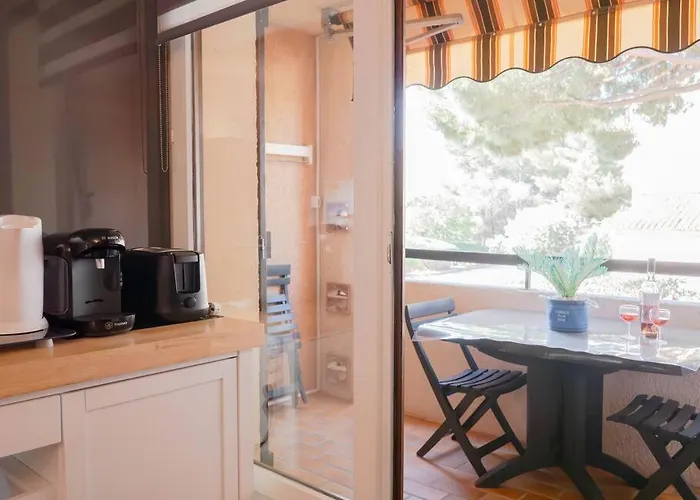 Un Sejour Ideal A Deux Pas De La Daire Hyères