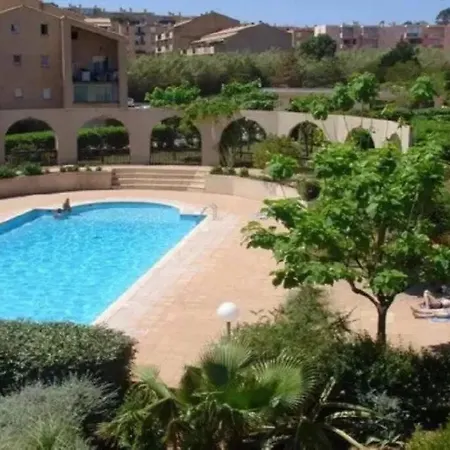 Un Sejour Ideal A Deux Pas De La Apartment Hyères